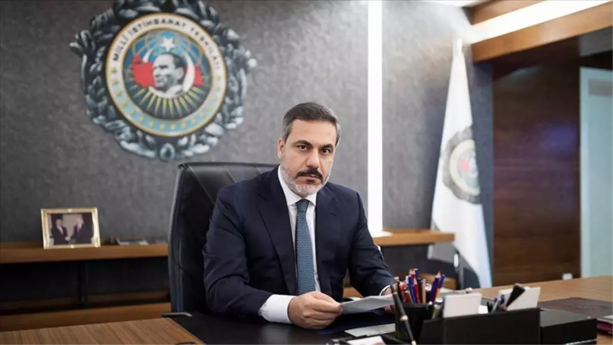 Karadağ'da Türk Vatandaşlarına Vizesiz Seyahat Askıya Alındı