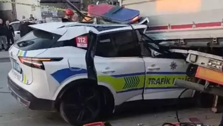 Manisa'da Feci Kaza: 1 Polis Şehit Oldu, 1 Yaralı