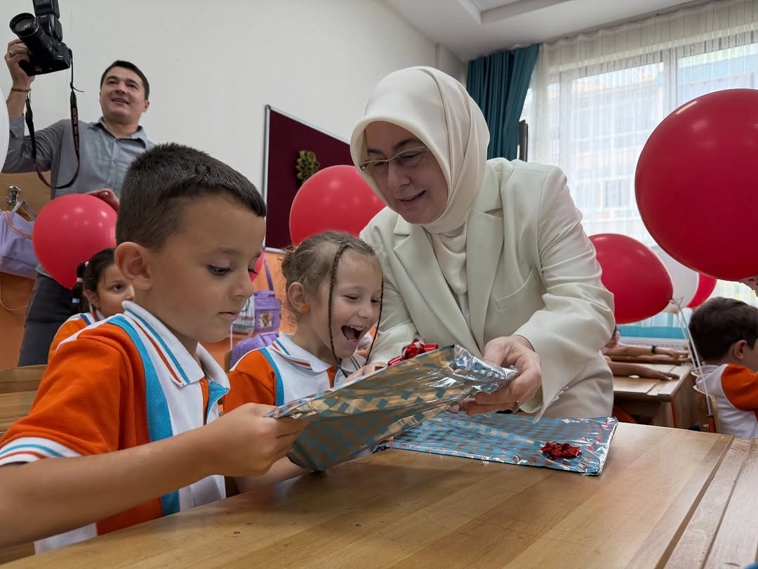 Dünya Çocuk Hakları Günü: Adil ve Umut Dolu Gelecek Vurgusu