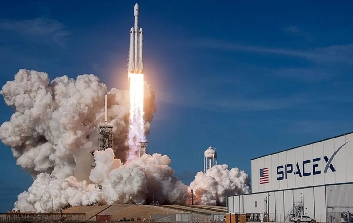 ASELSAN LUNA-1 Uydusu Uzayda: Türkiye'nin IoT Devrimi Başladı