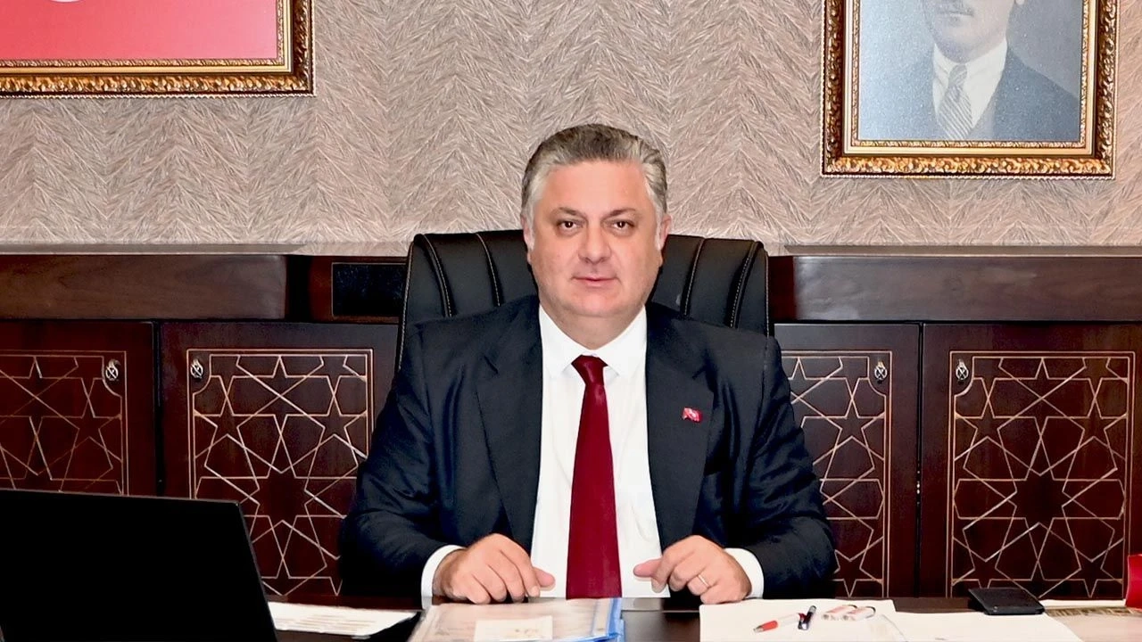 Yalova'da Sinek İstilası: Belediye Başkanı'na Tepki Yağıyor