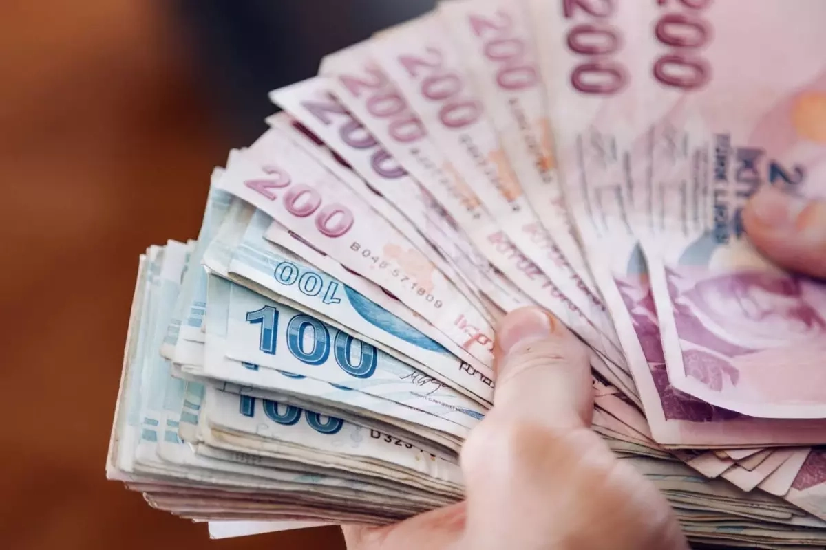 Memur ve Emekli Maaşlarına 5 Aylık Zam Oranları Açıklandı