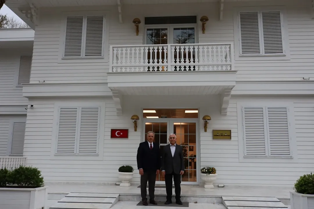 AK Partili Gül'den Termal Belediye Başkanı Acar'a Ziyaret
