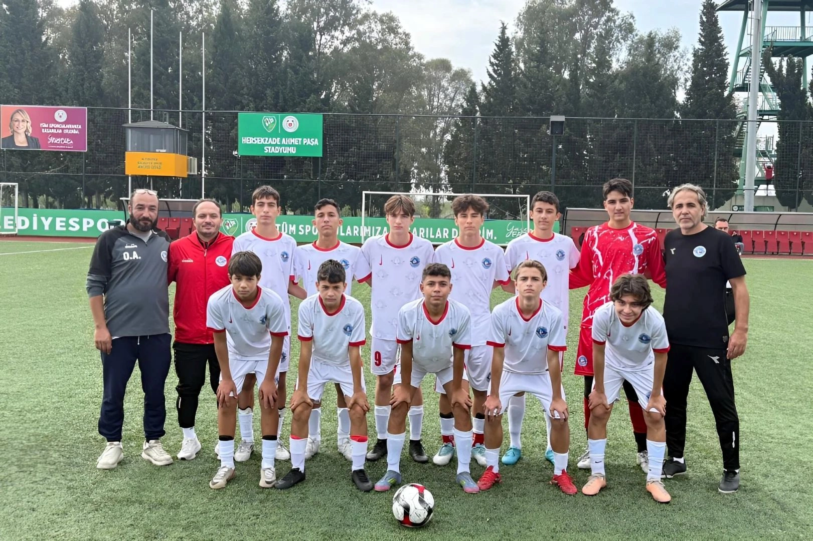 Çiftlikköy Altyapı Takımları: U-12 Liderliği, U-16 Zaferi, U-14 Liderlik Değişimi