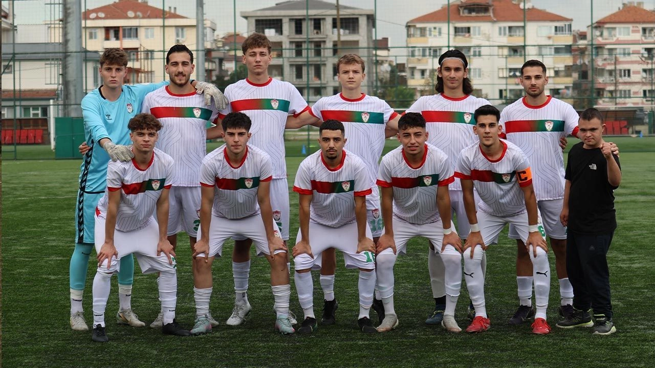 Yalova FK Maltepespor Maçı: 2-0 Önde Götürdü, 2-2 Berabere Kaldı