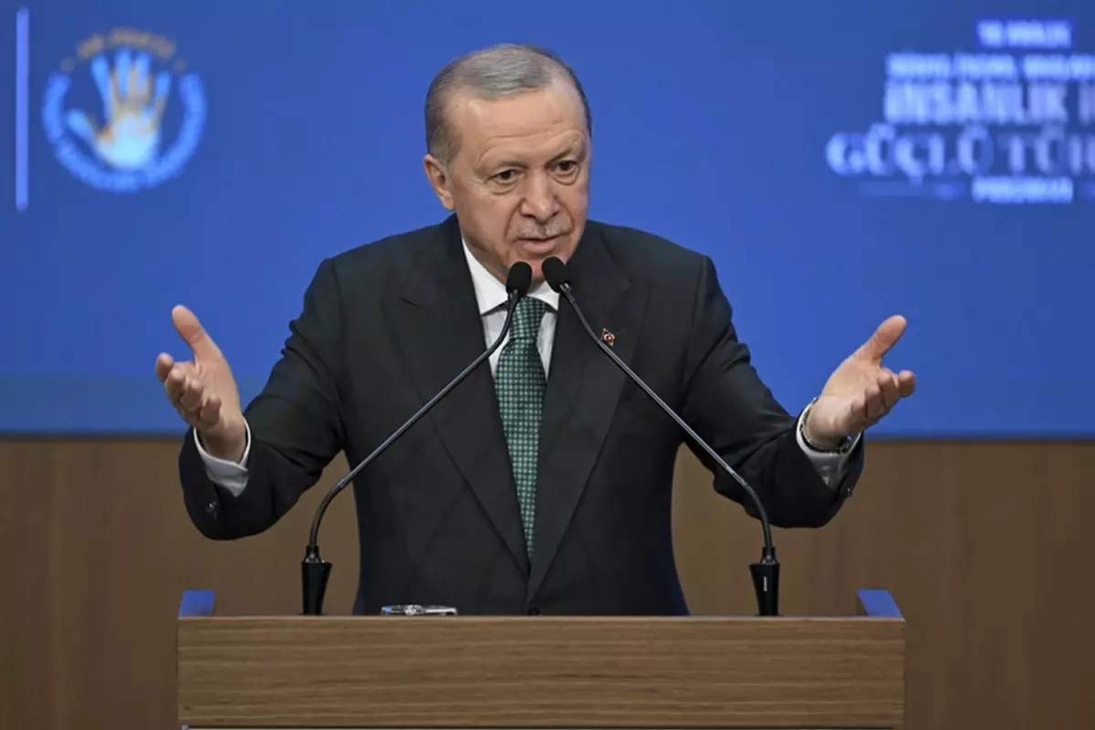 Erdoğan'dan İşverenlere Asgari Üzet Çağrısı: Ellerini Taşın Altına Koymalarını Bekliyorum