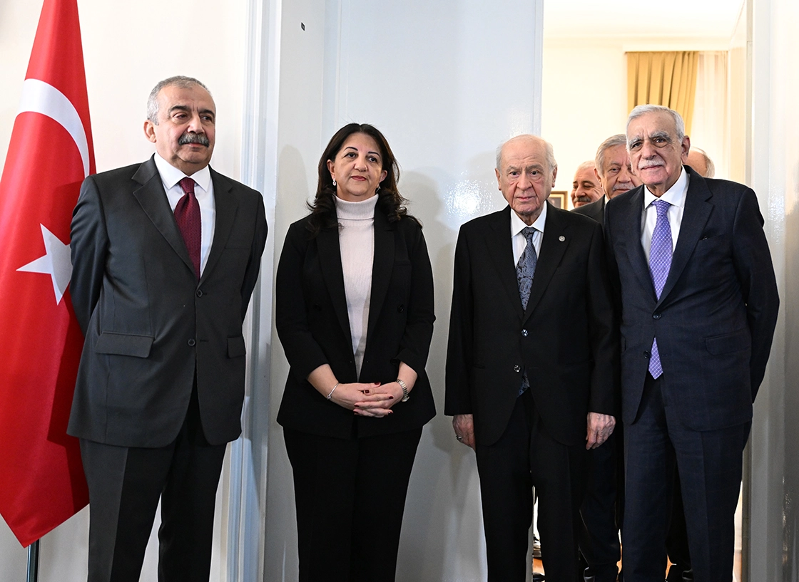 DEM Parti İmralı Heyeti Bahçeli ile Görüştü: Terörsüz Türkiye Gündemi