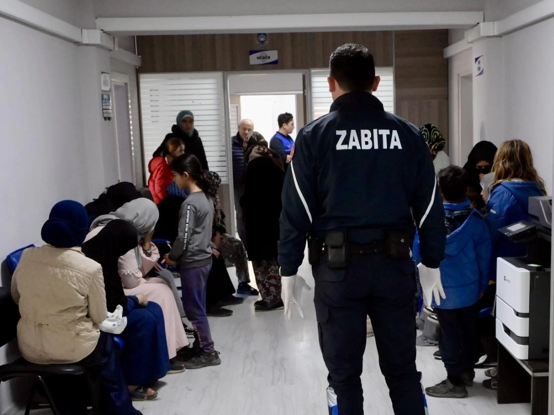 Yalova'da Dilencilik Operasyonu: 24 Kişi Yakalandı, 12'si Çocuk