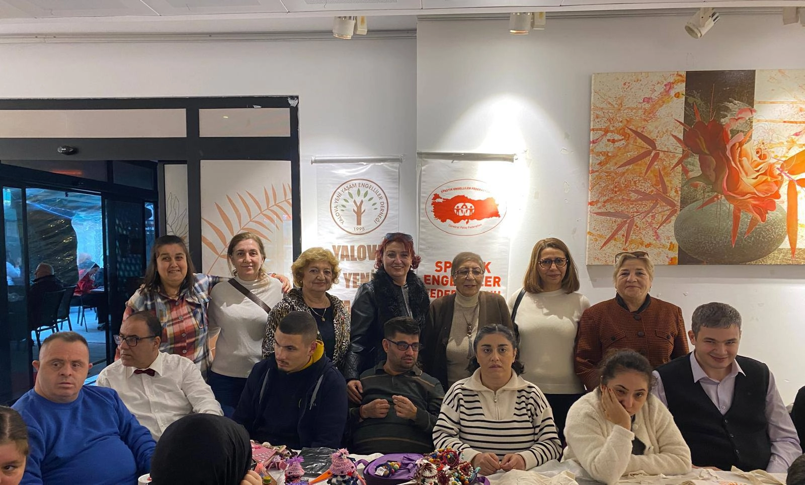 Yalova'da 5. Anne Çocuk Sergisi: Engelliler ve Annelerinden Duygu Dolu Eserler