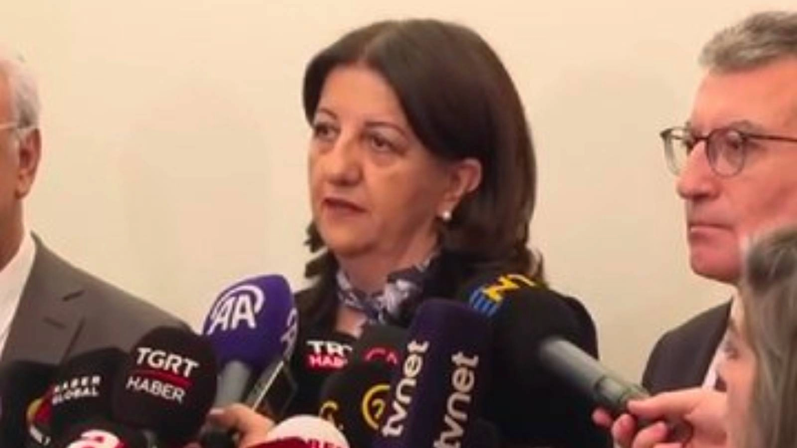 AK Parti ile DEM Parti İmralı Heyeti TBMM'de Görüştü: Barış Hukuki Zeminle İlerler