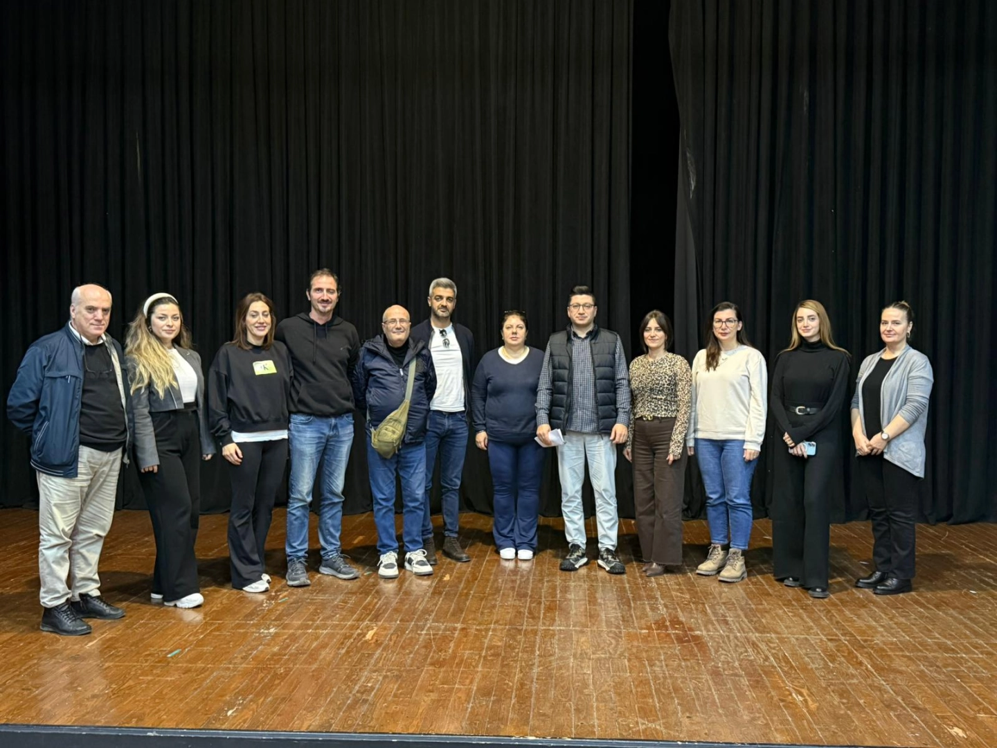 Yalova Belediyesi Personeli Modern Sanatlar Topluluğu Kurdu