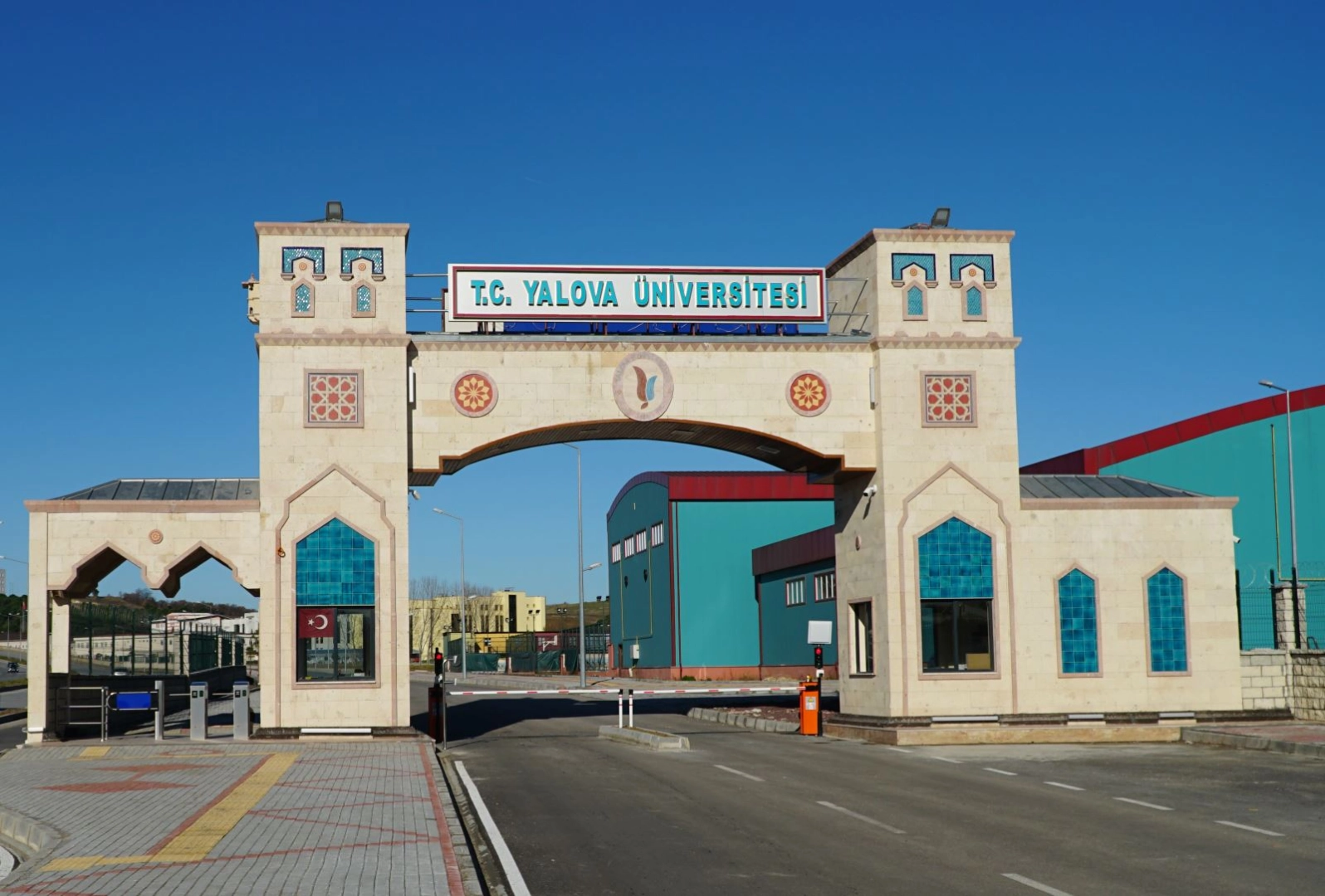 Yalova Üniversitesi Lisansüstü Başvuruları 2026: Yüksek Lisans ve Doktora Fırsatı