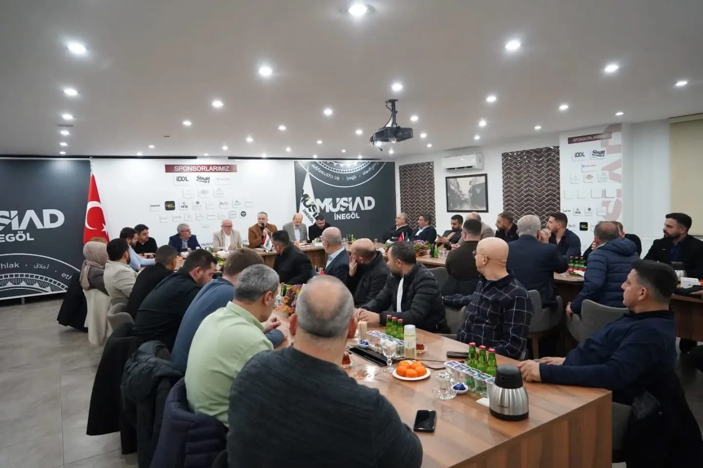 MÜSİAD Yalova İnegöl'e Ziyaret: İş Birliği ve Ticaret Protokolleri