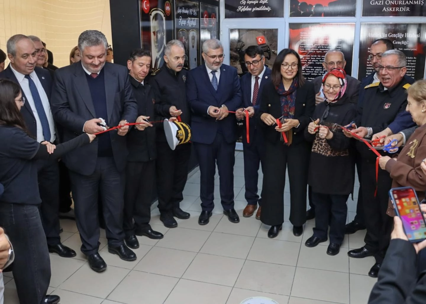 FSM Anadolu Lisesi'nde Gazi Recep Ağzıbağlı Kütüphanesi Açıldı | Yalova