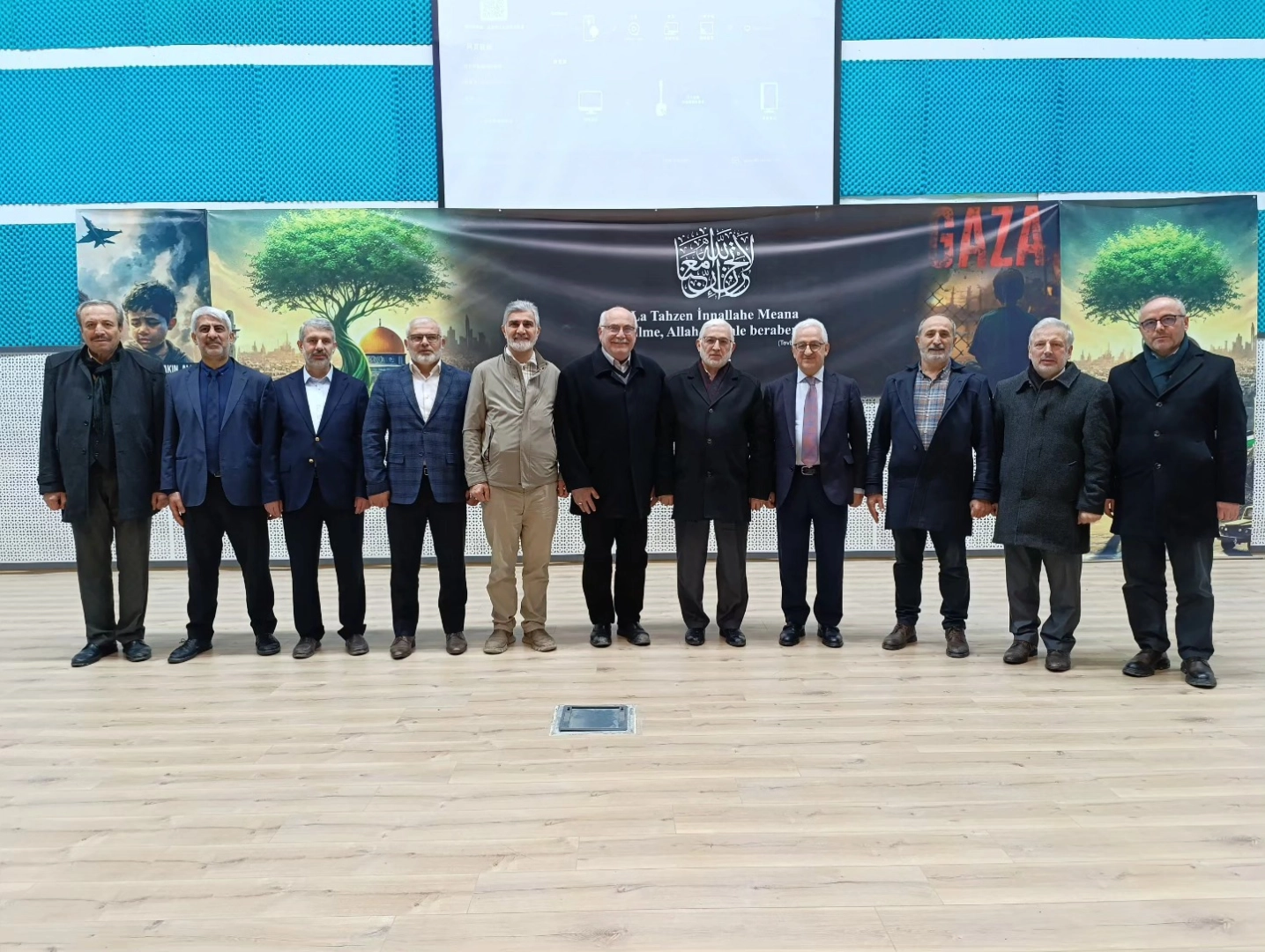 Yalova'da Modern Dünyanın Sırat-ı Müstakimi Programı Yoğun İlgi Gördü