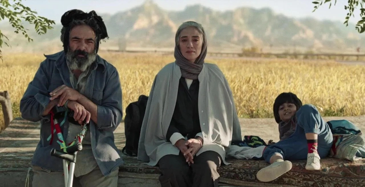 Hit The Road Film İncelemesi Yalova'da: İran Sineması Mercek Altında