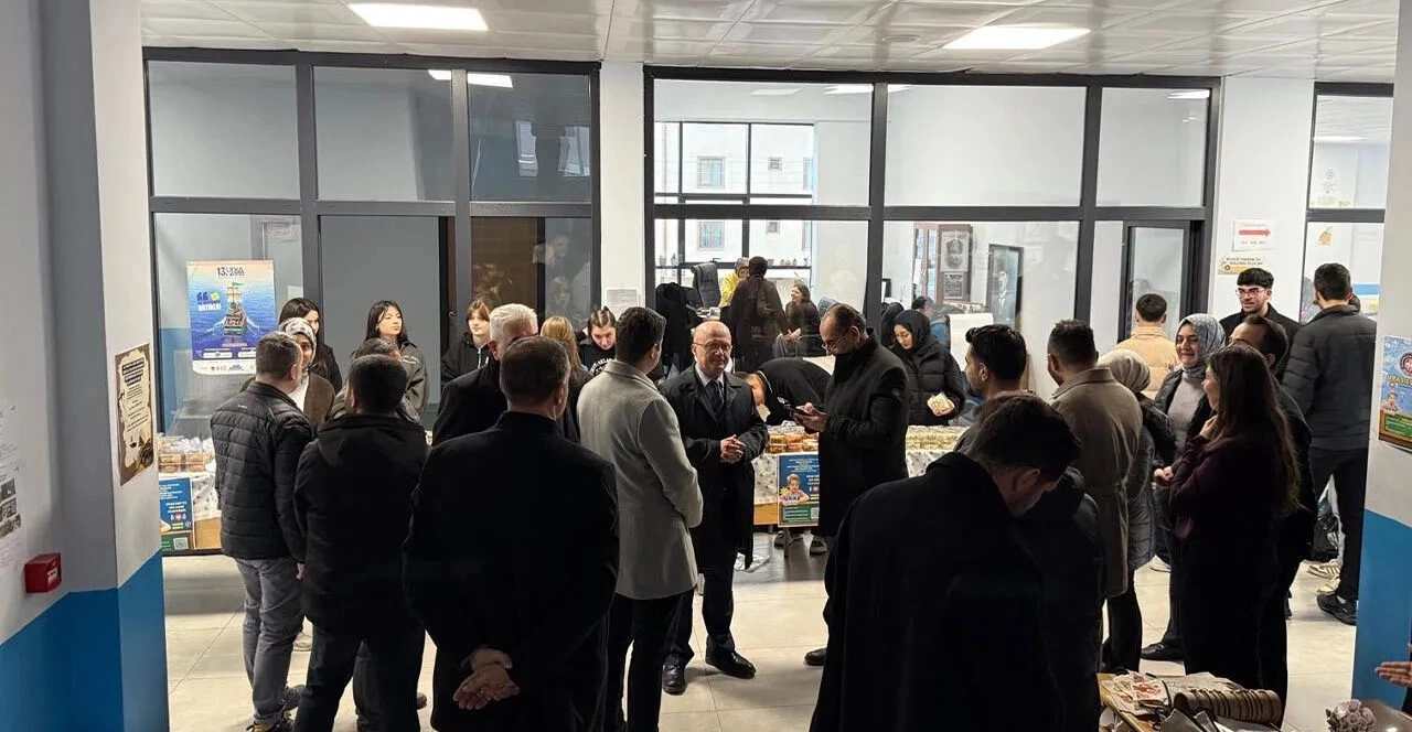 Altınova'da Uras Ege için Dayanışma Kermesi: DMD Tedavisi İçin El Ele