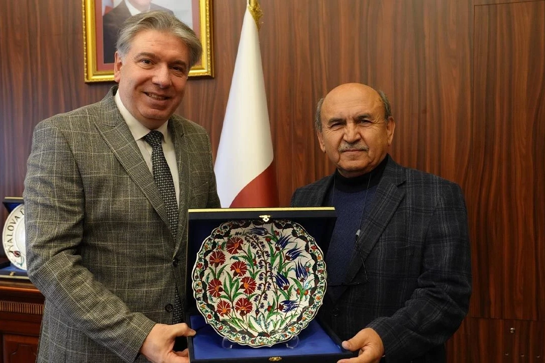 Prof. Dr. Ali Rıza Abay Rektör Bahçekapılı'ya Emeklilik Veda Ziyareti