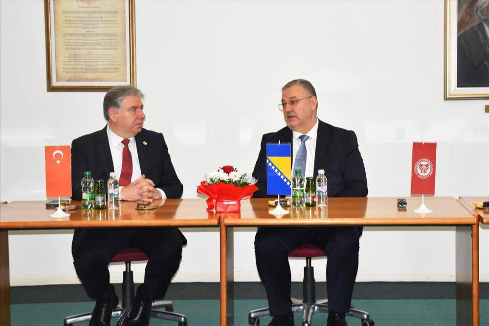 Yalova Üniversitesi Bosna Hersek'te Akademik İş Birliği Anlaşması