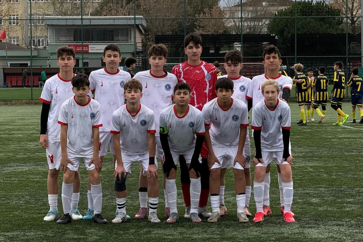 Çiftlikköy Belediyespor Altyapısı Zirvede! U-12, U-14 ve U-16 Takımları Lider