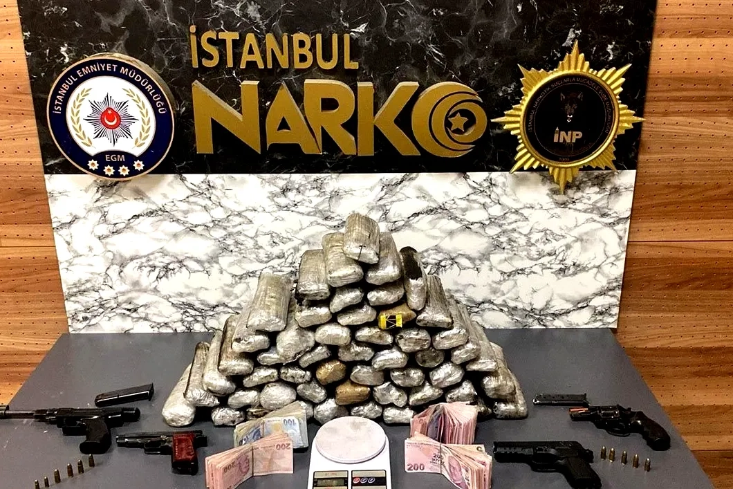 İstanbul Yalova'da 19 Kilo Kokain Ele Geçirildi: 5 Gözaltı
