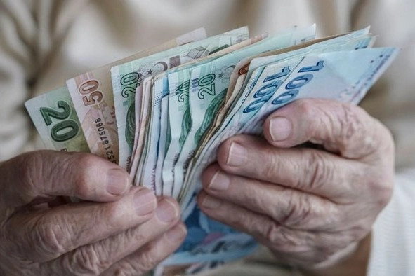 En Düşük Emekli Maaşı 18.937 TL Oldu! 2024 Zam Oranı Açıklandı