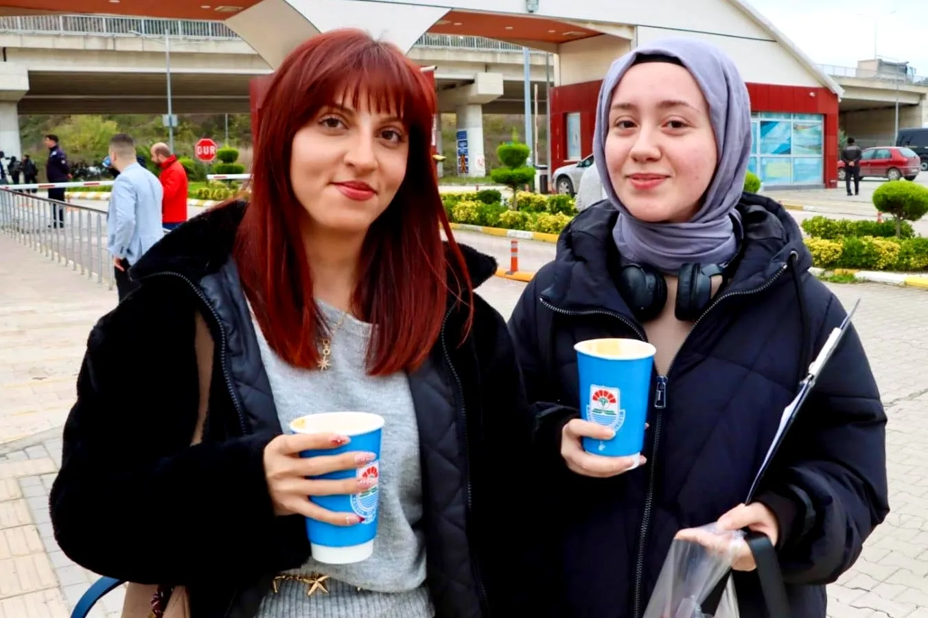 Yalova Belediyesi Üniversitelilere Sınav Desteği: Sıcak Çorba İkramı