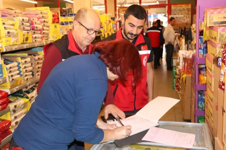 Yalova'da 50 İşletmeye 1.9 Milyon TL Gıda Ceza Kesildi!