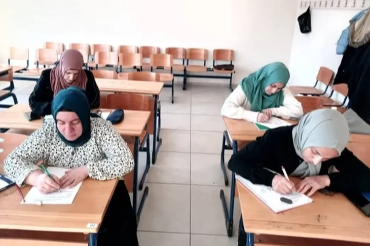 Yalova ADEM Okuma Yazma Kursu Sınavı: Eğitimde Başarı Dolu Modül