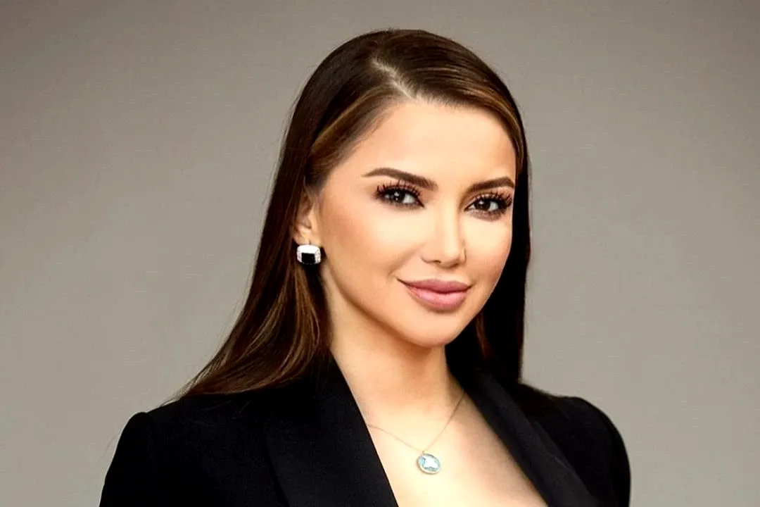 Esra Ezmeci'ye Klinik Psikolog İbaresi Nedeniyle 10 Ay Hapis Cezası