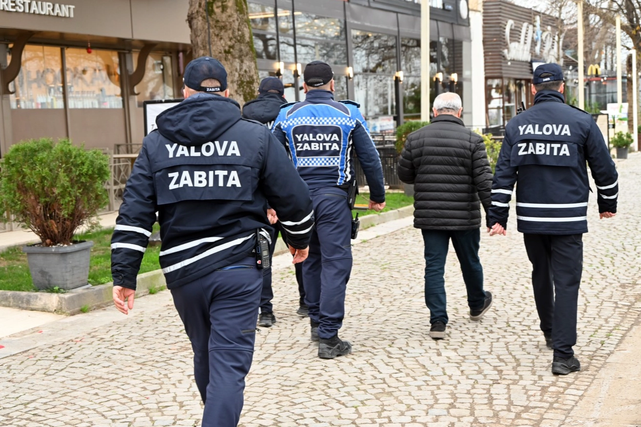 Yalova'da Restoran Denetimi: Kuver ve Servis Ücreti Yasaklandı