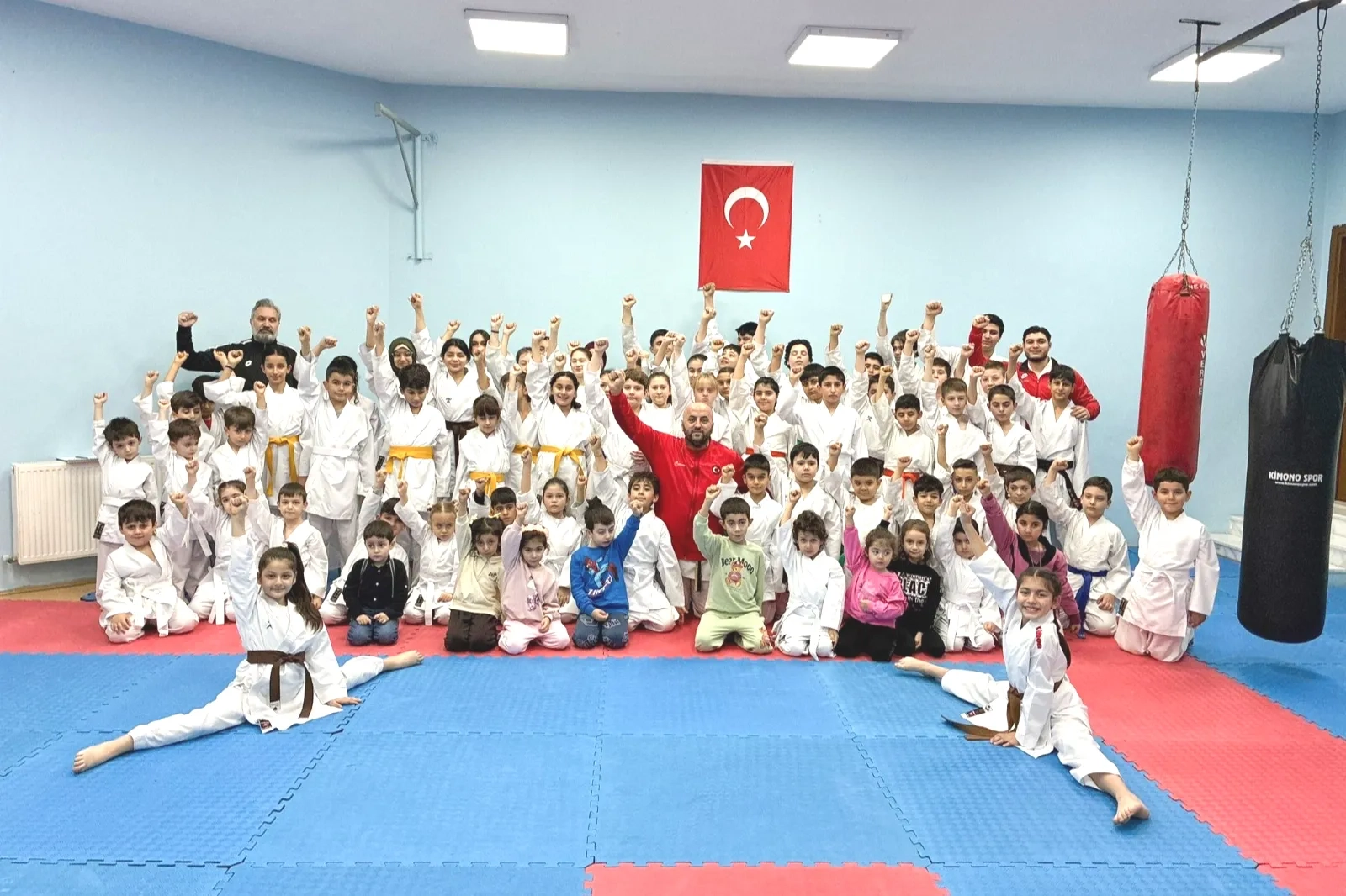 Çiftlikköy'de 70 Karateci Kuşak Yükseltti | 2026 Sınav Sonuçları