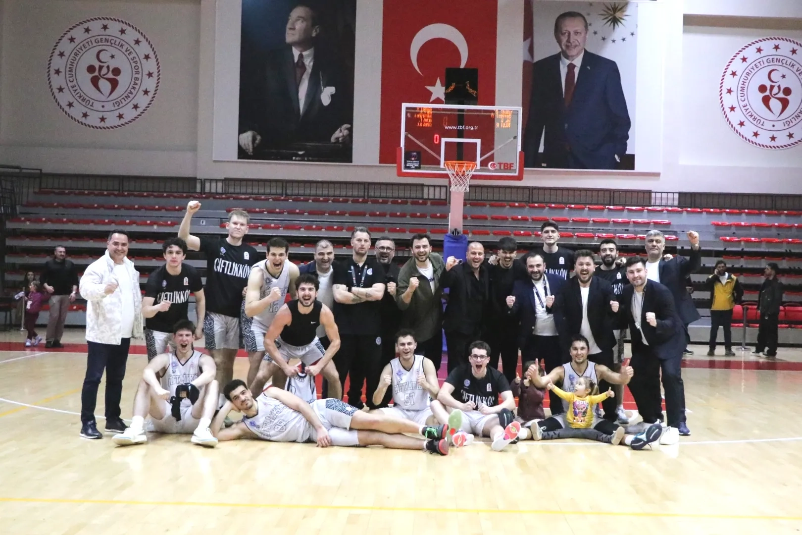 Çiftlikköy Belediye Etimesgut'u 73-66 Mağlup Etti | Play-Off Yolunda Kritik Galibiyet