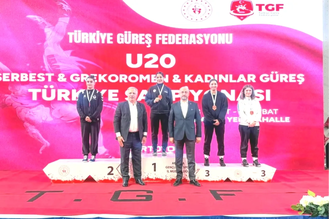 Termal Belediye Güreş Takımı Ankara'da 3 Madalya Kazandı