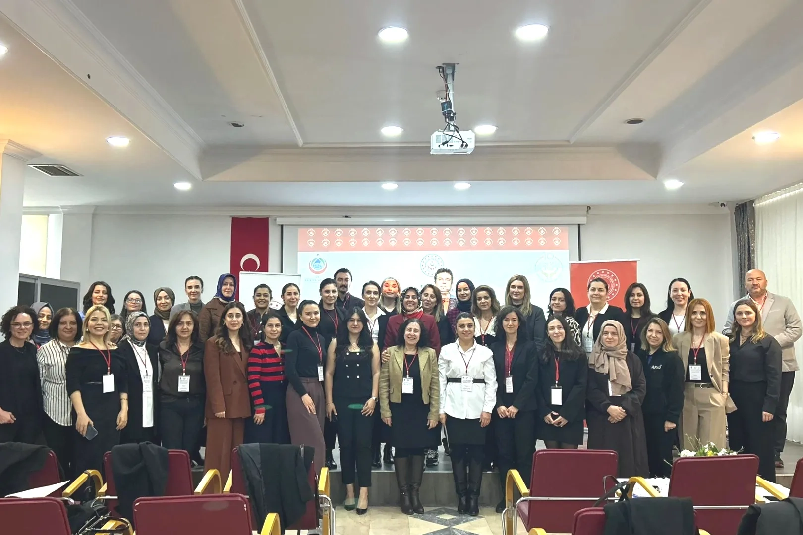 Yalova'da Kadına Şiddetle Mücadele Eylem Planı Çalıştayı Düzenlendi