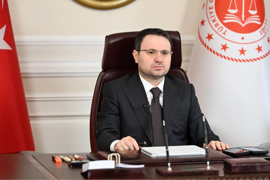 Bakan Gürlek: Savunma Hakkı Kaldırılmıyor, Kötüye Kullanım Önlenecek