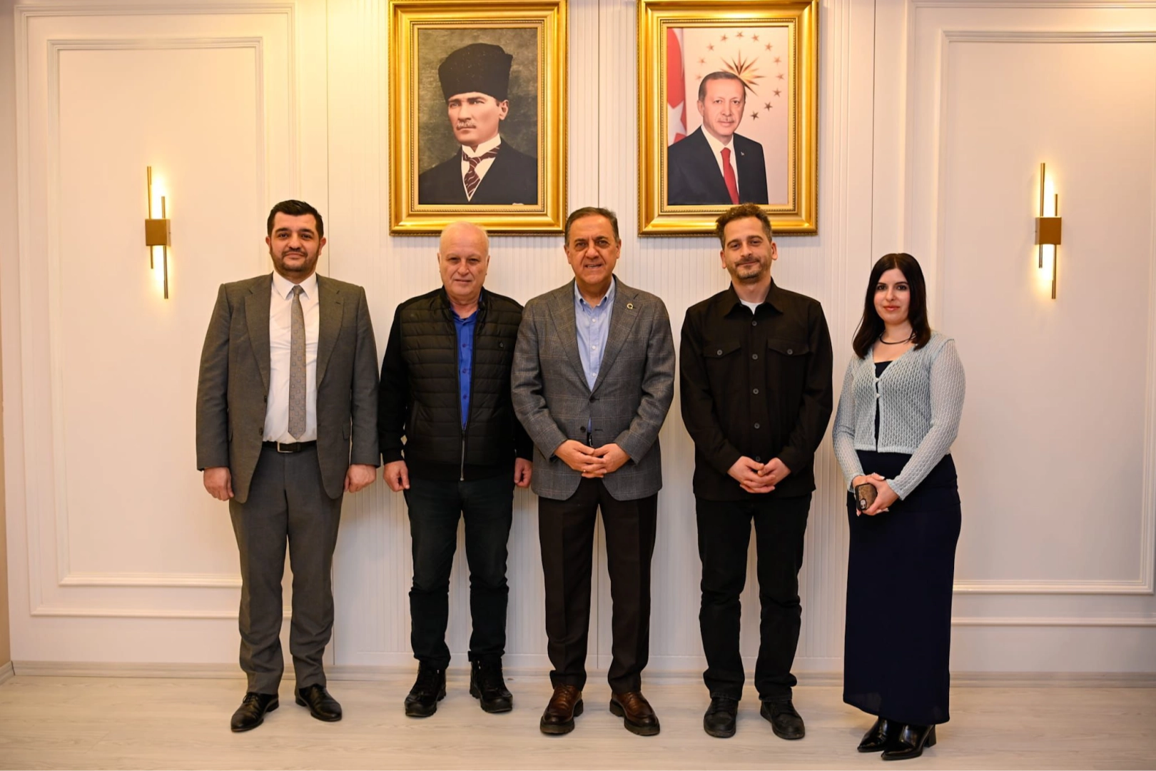 Söylemci Haber Yalova Valisi Ahmet Hamdi Usta'yı Ziyaret Etti