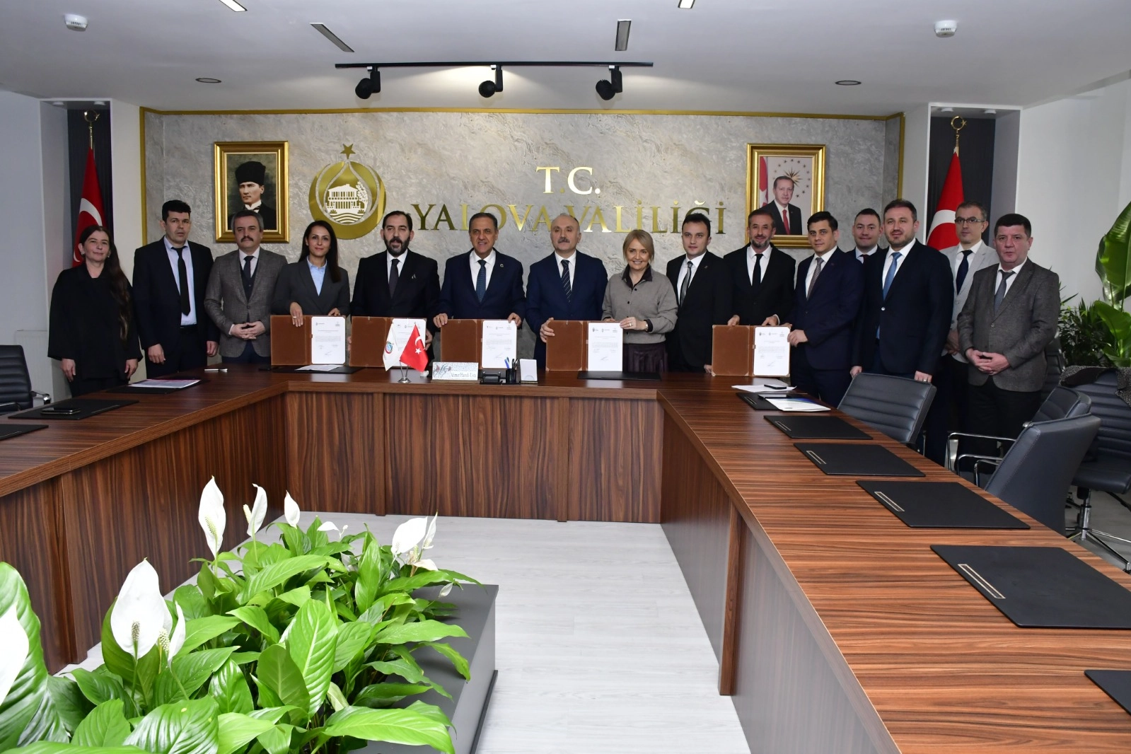 Yalova'ya 33 Milyon TL Yatırım: 5 Projede İmzalar Atıldı