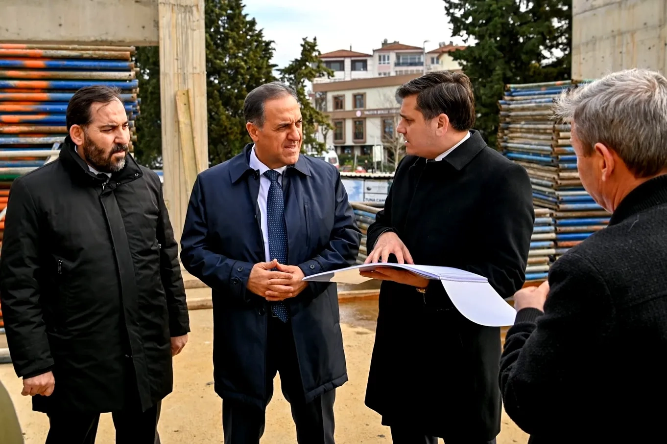 Tuna Camii İnşaatında Hızlanma: Vali ve Müftü Sahada İnceleme Yaptı
