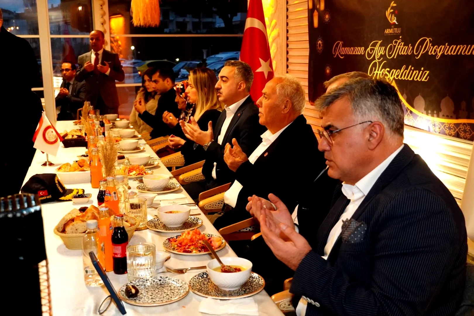 Armutlu'da Şehit Aileleri ve Gaziler İçin Anlamlı İftar