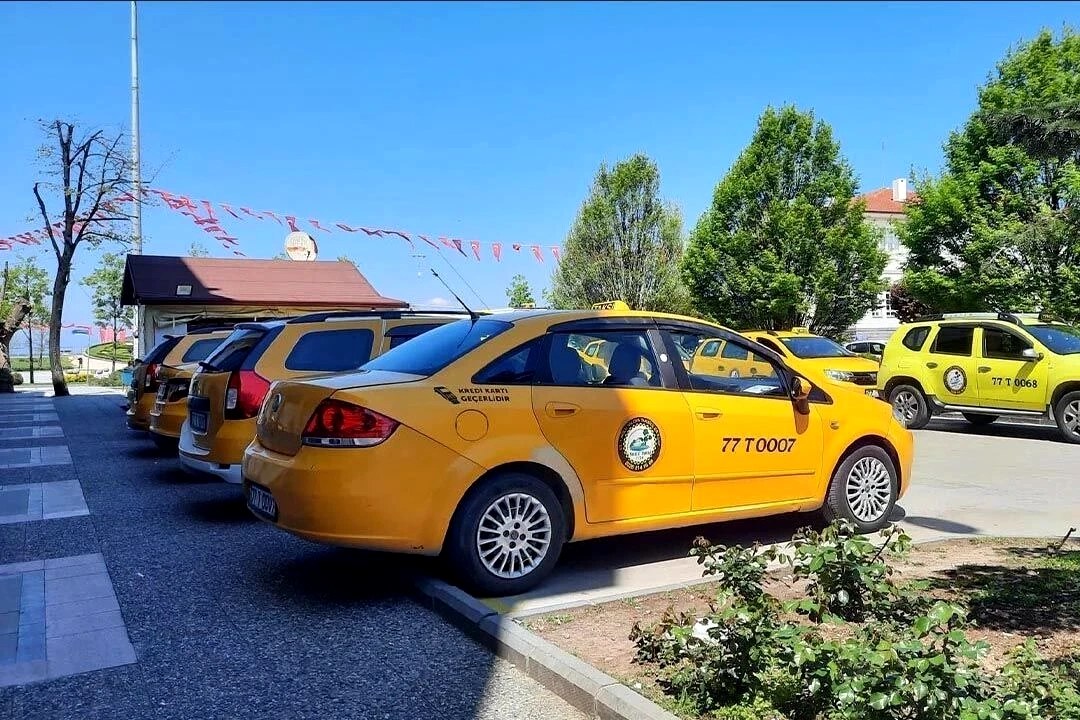 Yalova Taksi Ücretlerine Büyük Zam: İndi-Bindi 200 TL Oldu!