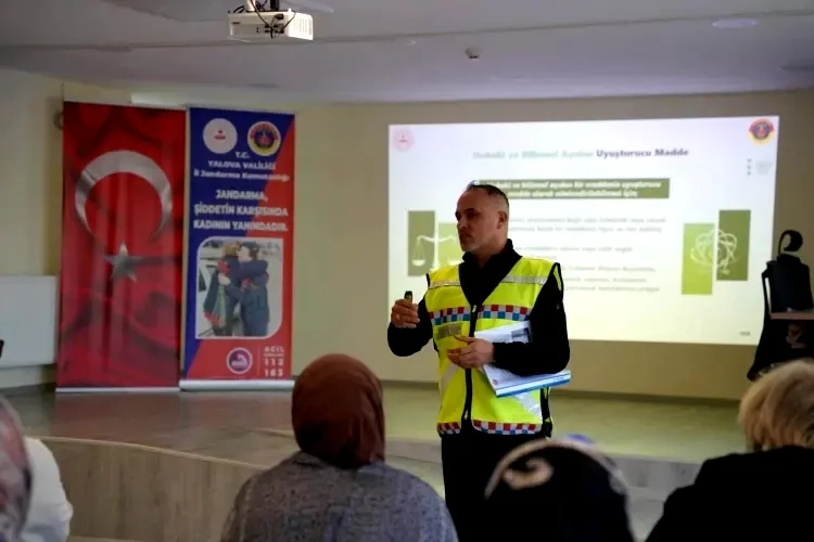 Kadıköy'de KADES Eğitimi: Aile İçi Şiddet ve Madde Bağımlılığı Mücadelesi