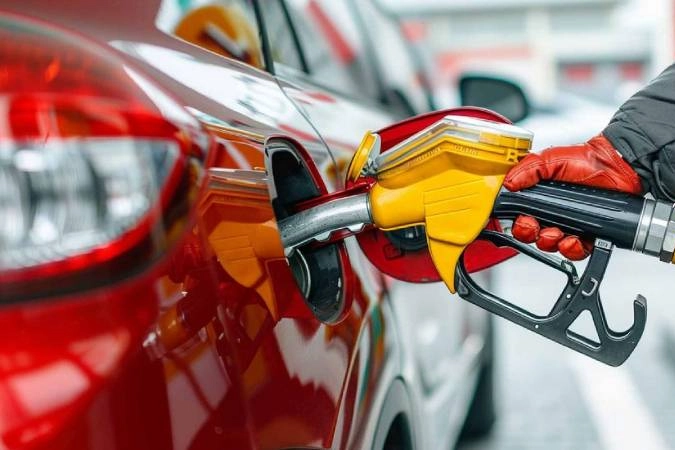 Motorin Zam İptali: 6,69 TL'lik Artış Geri Çekildi