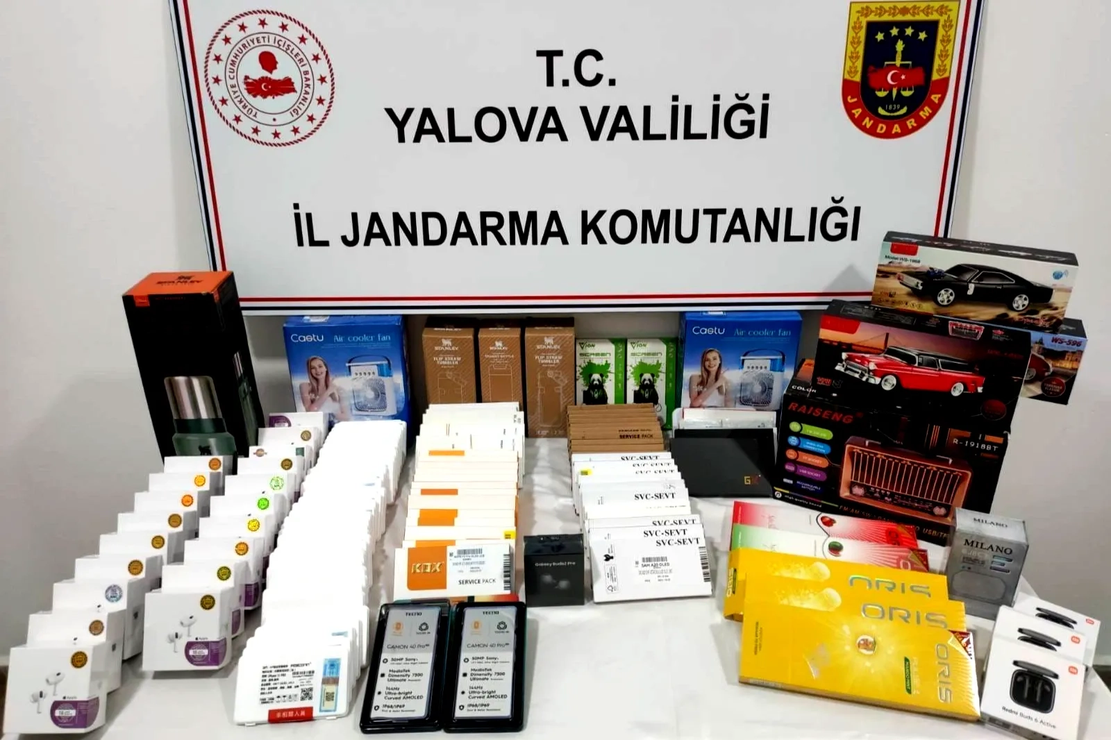 Yalova'da Kaçak Operasyonu: Telefon, Kulaklık ve Sigara Ele Geçirildi