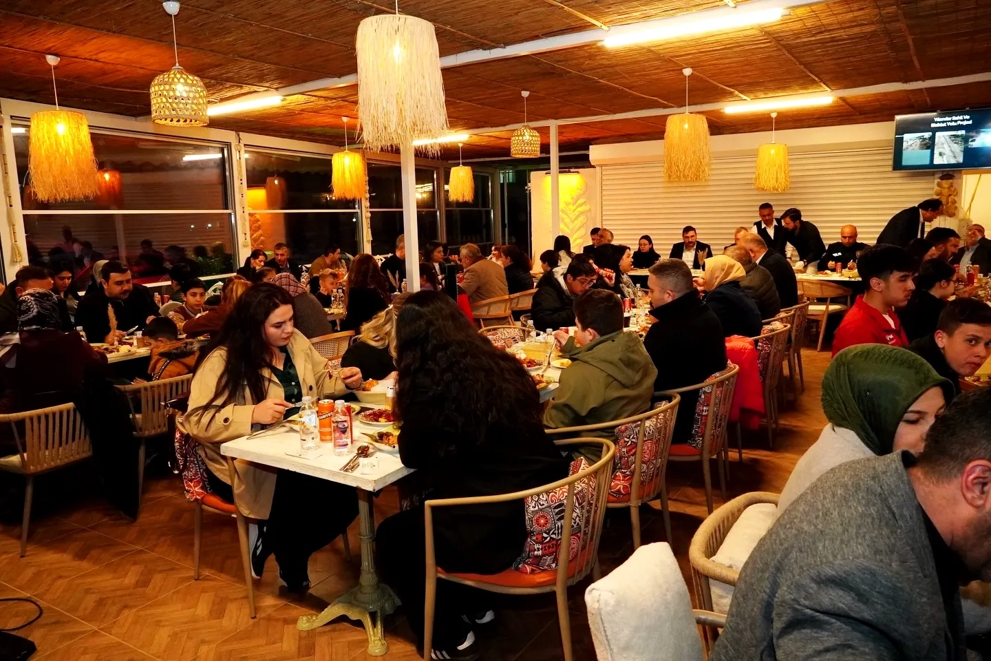 Armutlu Belediyesi Ramazan İftarında Personel Buluşması