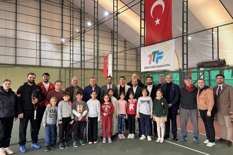 Umut Güçlü: Yalova Tenis Kulübü Ranta Kurban Edilmeyecek