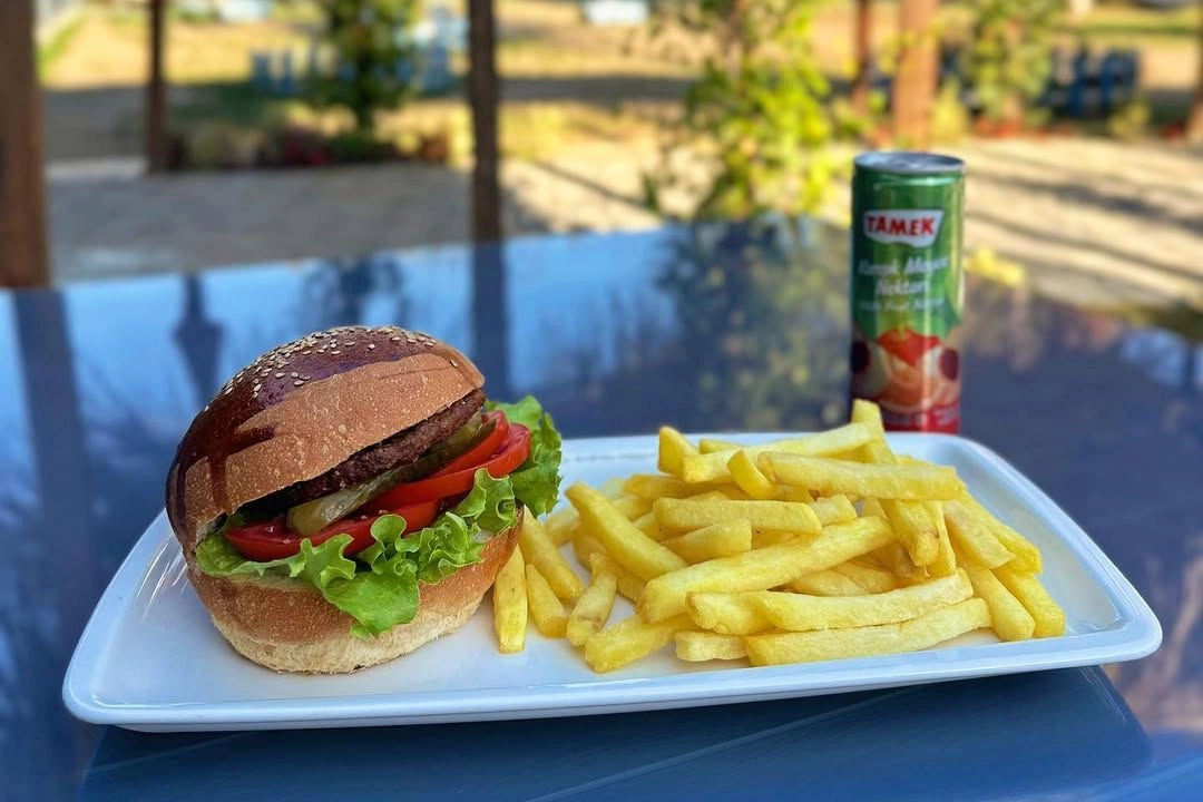 Çiftlikköy'de Ara Tatil İndirimi: Çocuk Menüsü 150 TL!