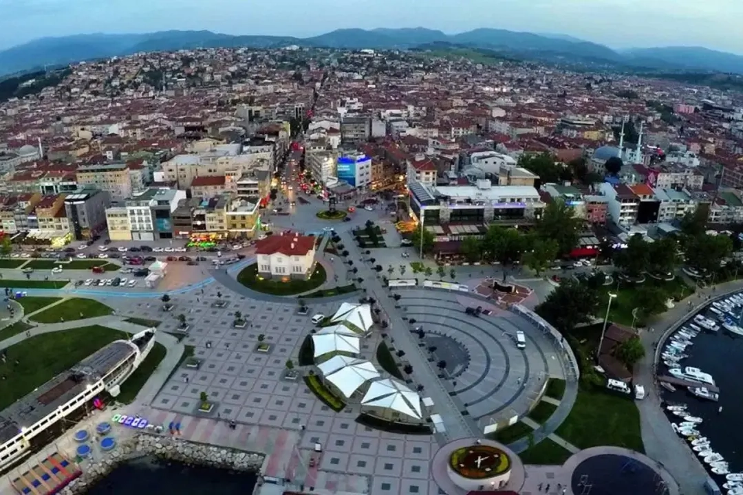 Şubat Sıcaklık Rekoru: Yalova 26,7 Derece ile Türkiye'nin En Sıcak İli Oldu