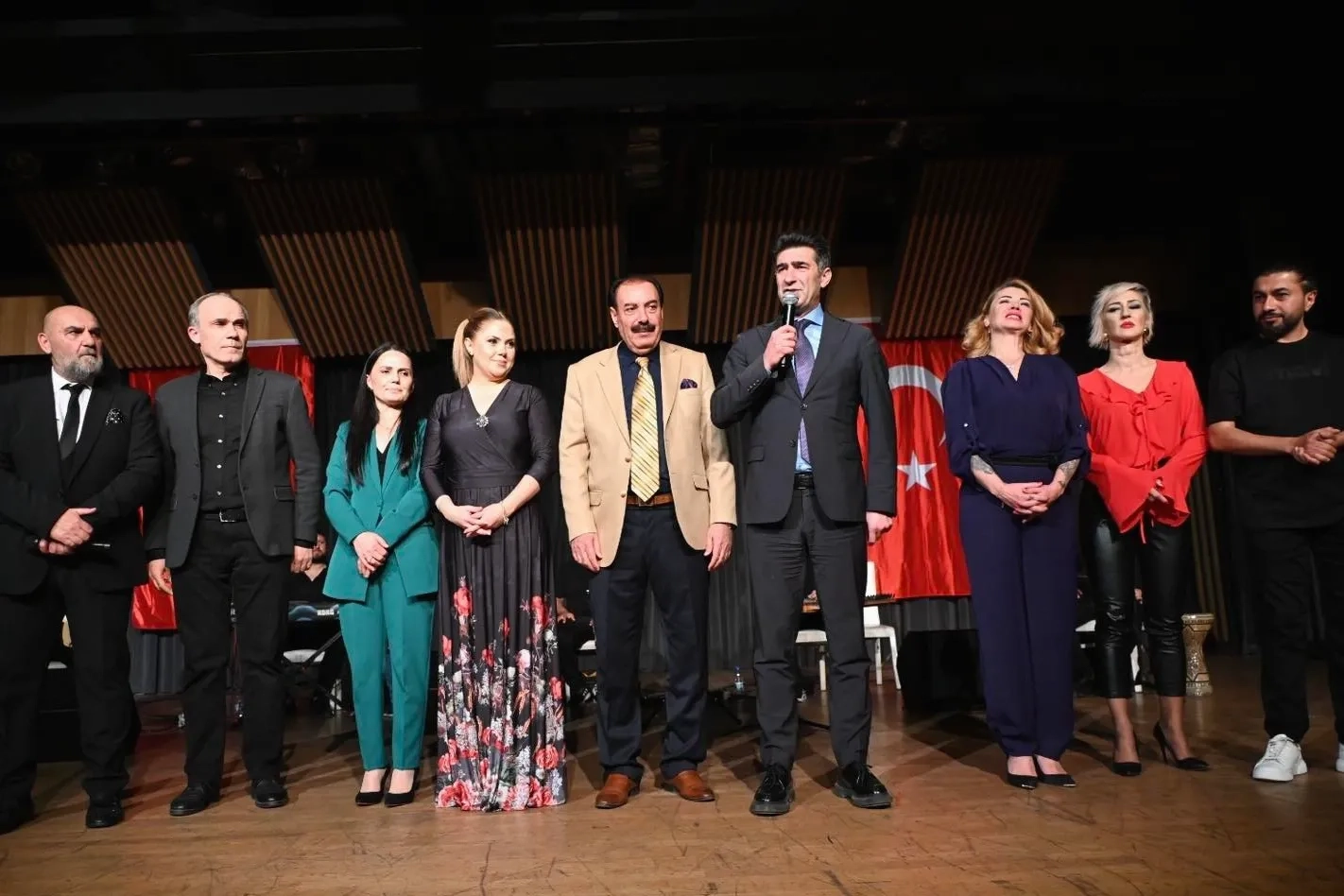 Yalova'da Ramazan Konseri: Yerel Sanatçılar Sahneye Çıktı