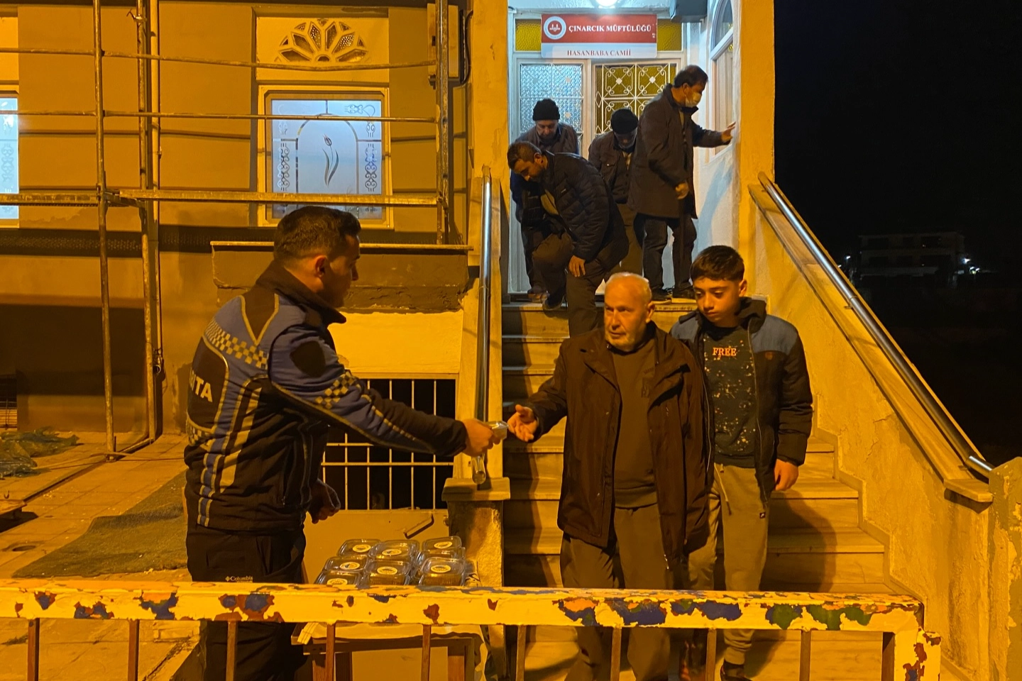 Çınarcık'ta Kadir Gecesi Helva İkramı | Belediye Başkanı Katılımı